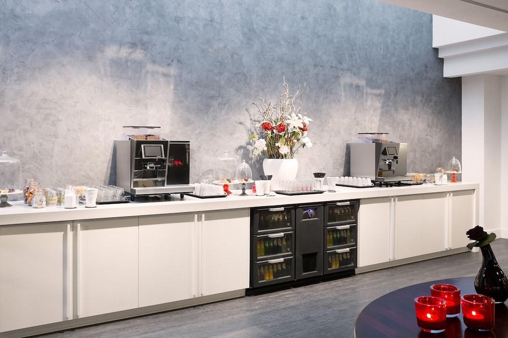 Van Der Valk Theaterhotel De Oranjerie Рурмонд Экстерьер фото